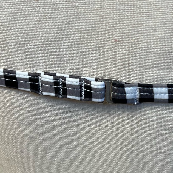 NWOT Abercrombie & Fitch Black White Gingham Racerback Triangle Bikini Top Small - Picture 6 of 9